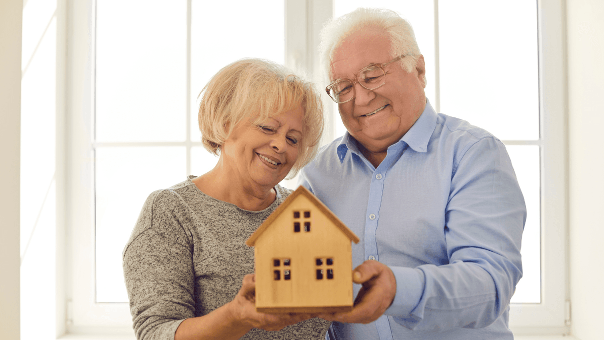 What Are the Main Reverse Mortgage Benefits for Retirees?