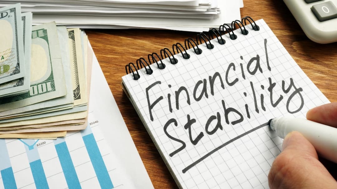 Smart Money Habits That Can Help You Reach Financial Stability